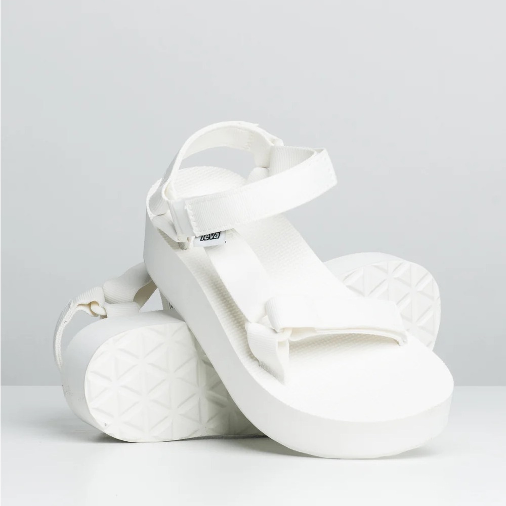Teva Flatform Universal Sandals